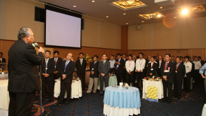 年次総会加盟店表彰の様子