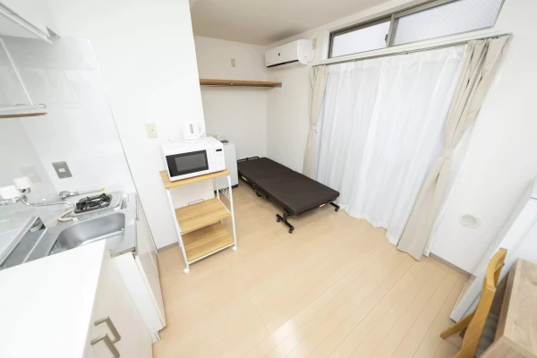 AP376 パレス向ヶ丘 102102家具家電付きアパートメントの物件画像