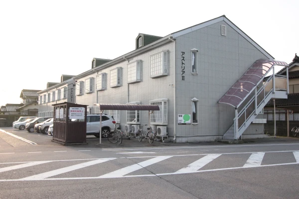 https://www.mrb.co.jp/images/building-image/12042/22625/1792032216-W0Wp_600.webp