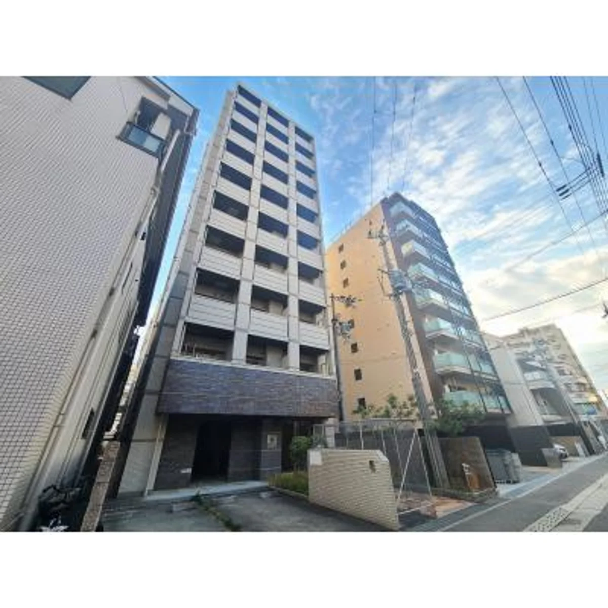 【中古】 マンスリー・プラネット/早川書房/横山えいじ マンスリー・プラネット: 書籍- 早川書房オフィシャルサイト