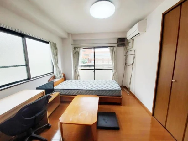 https://www.mrb.co.jp/images/building-image/3320/8027/1741154864-UVG1_600.webp